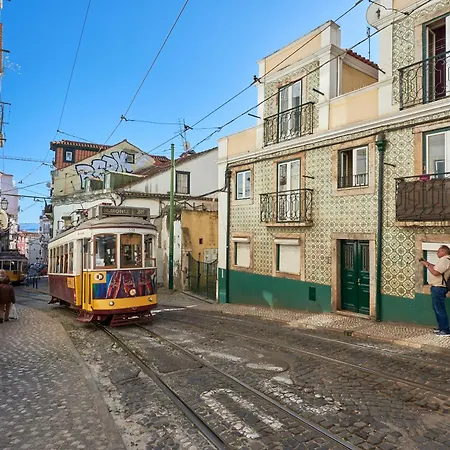 Appartement Idyllic Light-filled Alfama Apt, By Timecooler