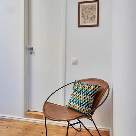 Idyllic Light-filled Alfama Apt, By Timecooler Appartement