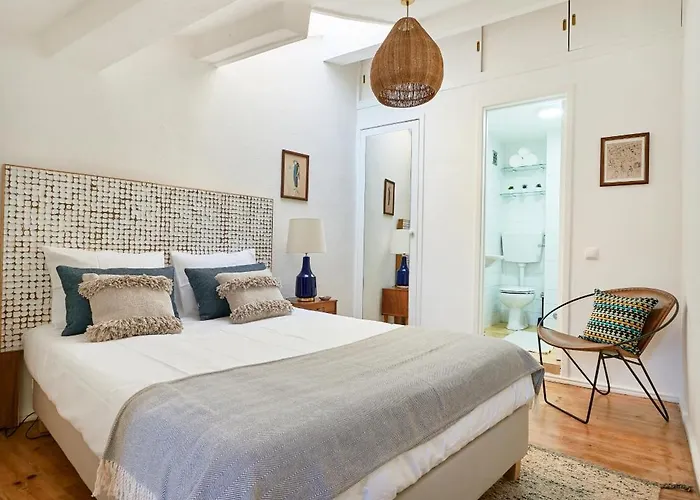 شقة Idyllic Light-filled Alfama Apt, By Timecooler