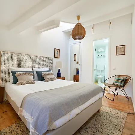 아파트 Idyllic Light-filled Alfama Apt, By Timecooler