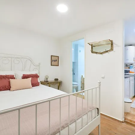아파트 Idyllic Light-filled Alfama Apt, By Timecooler